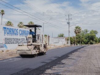 Anuncia Jorge Aldana segunda etapa de pavimentación en la calle Jiménez