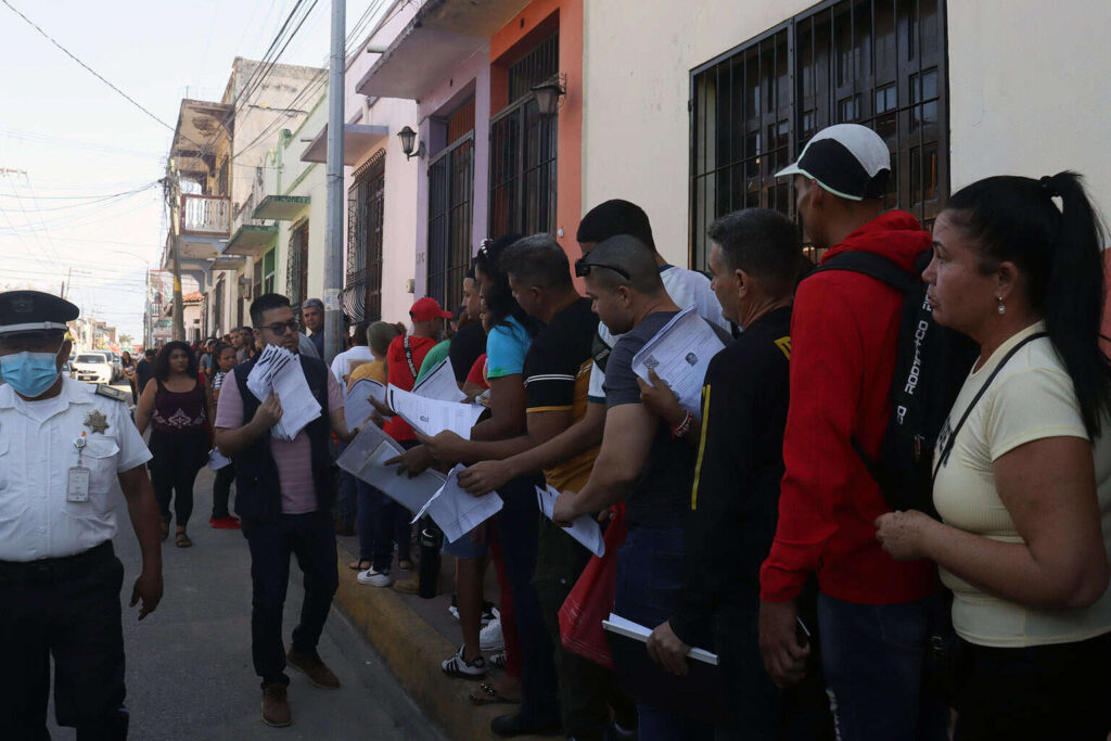 Chiapas crea un programa de inserción laboral para deportados por Trump