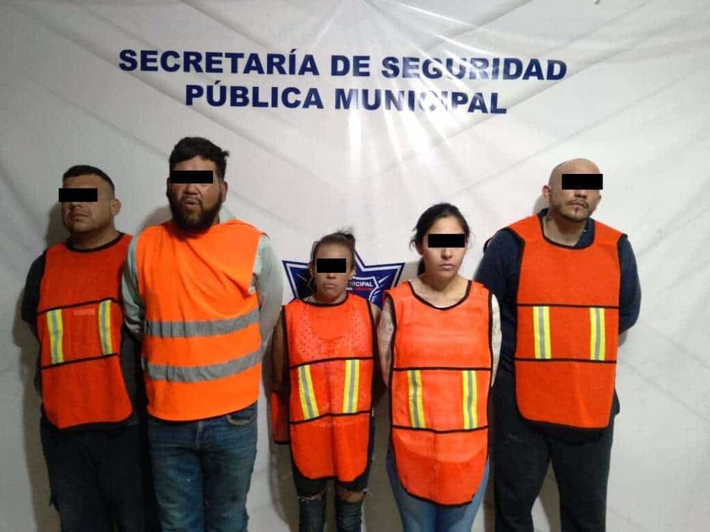 Detienen a 5 con droga y armas; los investigan por varios asaltos