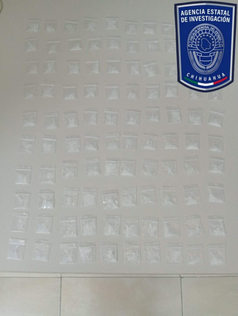 Asegura AEI cien envoltorios con metanfetamina en Parral