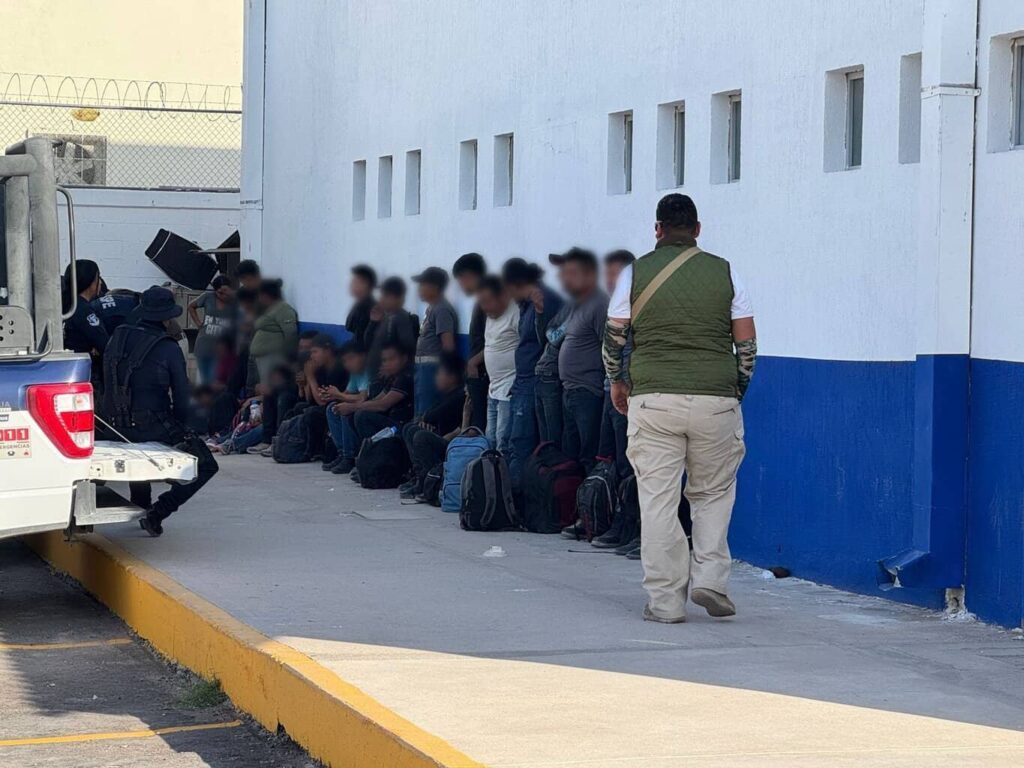 Rescatan a 28 migrantes en el Ejido El Porvenir de Ciudad Juárez