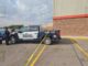 Hallan a hombre sin vida en área de descarga de un supermercado