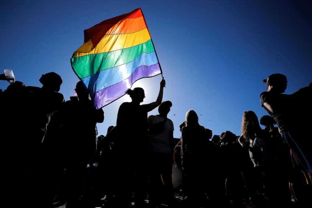 ONG en México alerta del “pánico” en juventudes LGTBI a «discursos de odio» de políticos