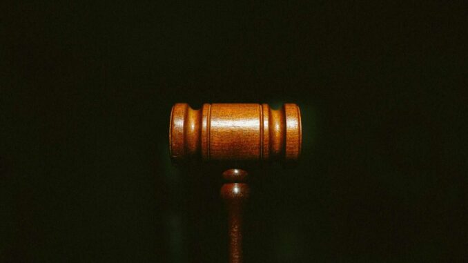 Presidente del Tribunal de la CDMX ofrece sólo 5% de salario para levantar el paro