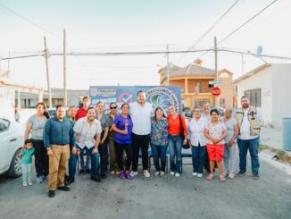 Entrega presidente municipal Jorge Aldana pavimentación de la calle Genovevo de la O