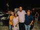 Jorge Aldana entrega auto 2025 a ganadora del sorteo del predial, celebraban 59 años de casados