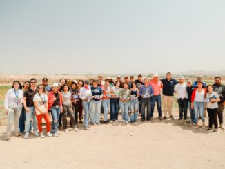 Entrega Desarrollo Rural de Camargo plántula para hortaliza a las y los camarguenses