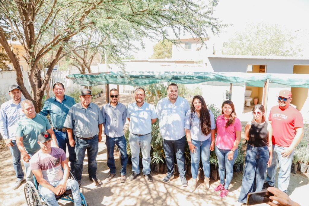 Jorge Aldana impulsa reforestación en Camargo y la región con entrega de más de 8 mil árboles nativos