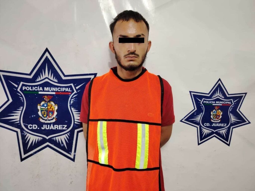 Detienen a conductor con vehículo robado en colonia Pánfilo Natera