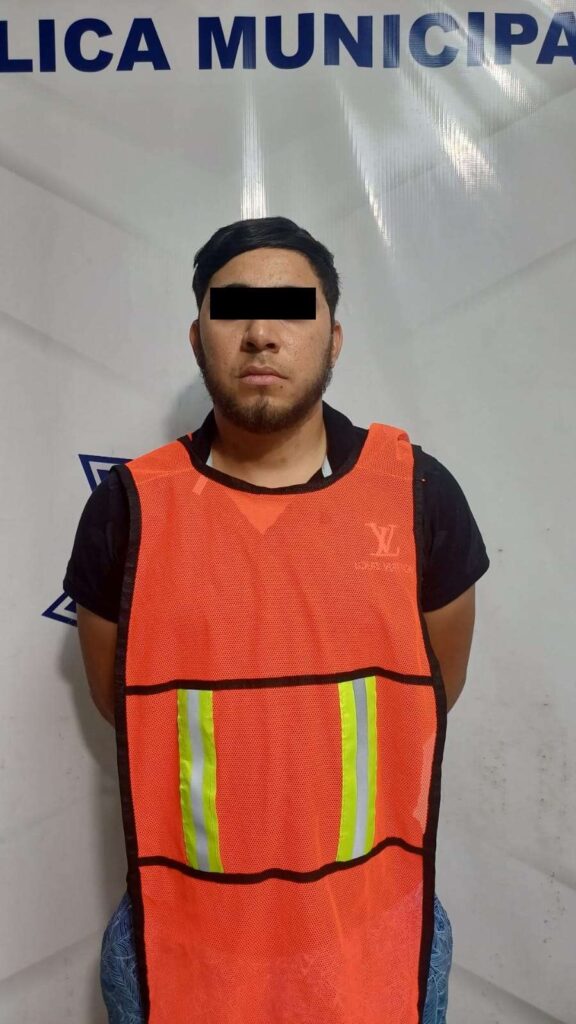 Detienen a presunto ladrón vinculado a boquetes en comercios de Juárez