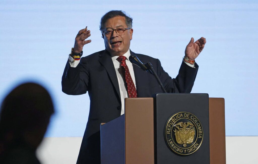 Menor que atacó a precandidato en Colombia integró programa de Petro y era «conflictivo»