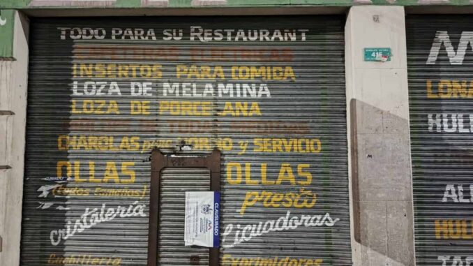 Gobernación municipal clausura 6 negocios por narcomenudeo, disparos y riña