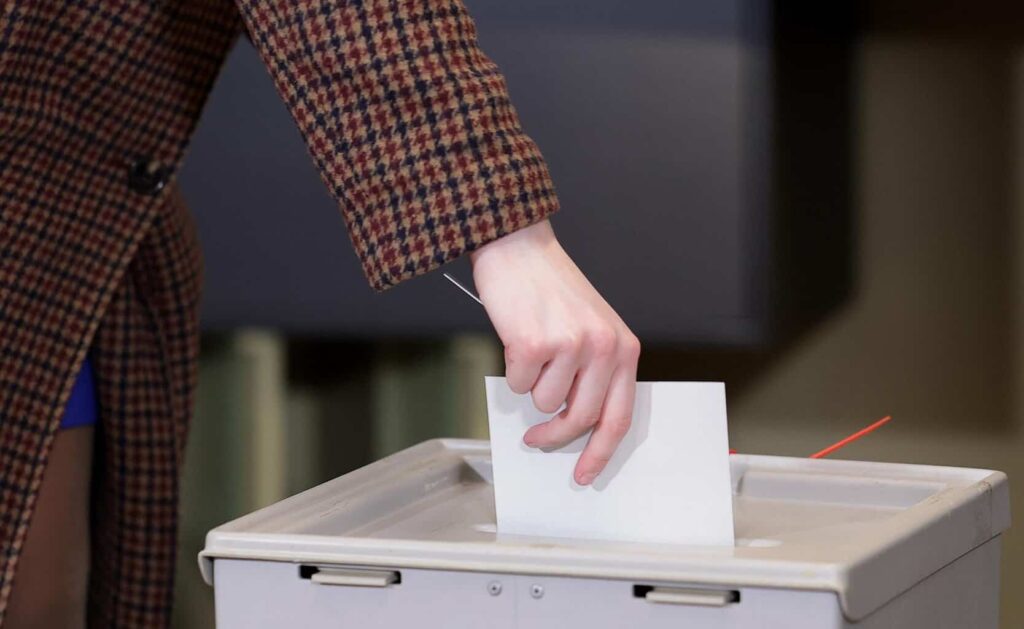 La desinformación fue la mayor amenaza durante el superciclo electoral de 2024